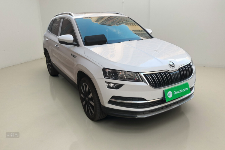 Skoda Karoq 2021 car image #4