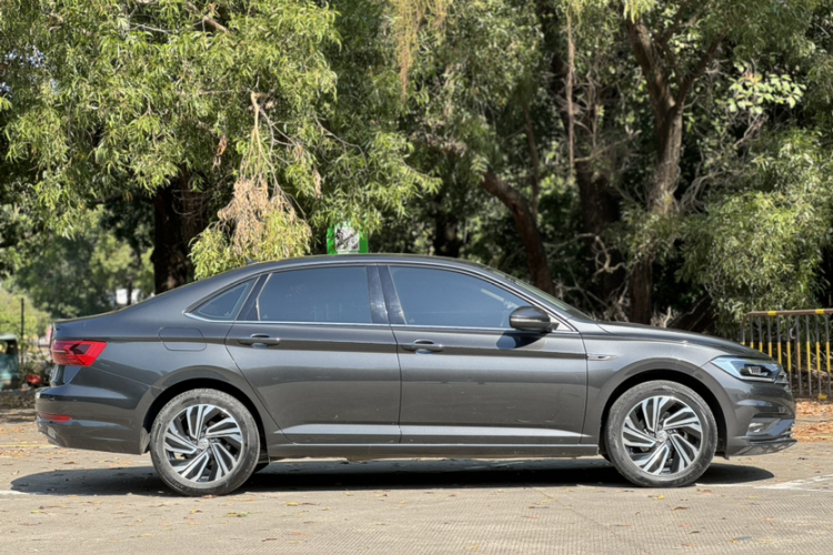 Volkswagen Sagitar 2021 #4 Volkswagen Sagitar 2021 immagine di auto #4