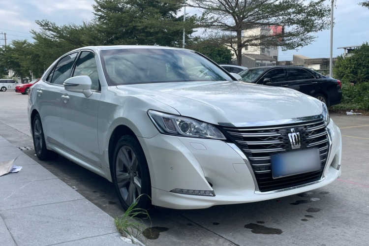 丰田 皇冠 2017 #4 丰田 皇冠 2017 汽车图片 #4