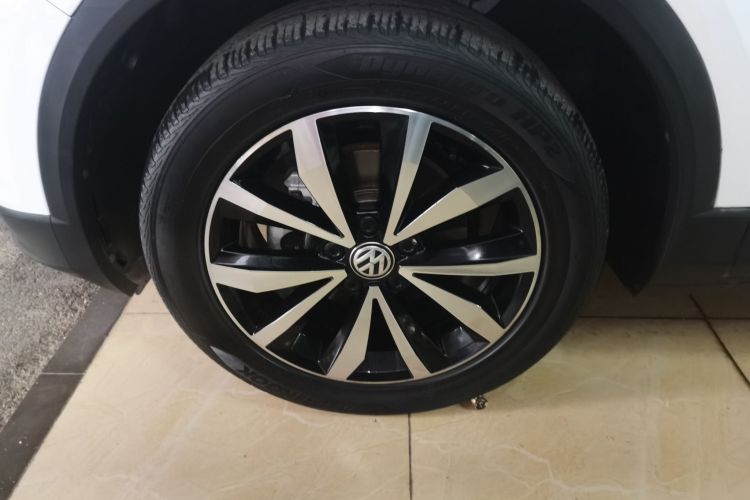 T-Roc 2019 #4 T-Roc 2019 car image #4