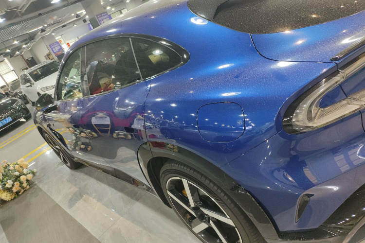 MI YU7 2025 car image #4