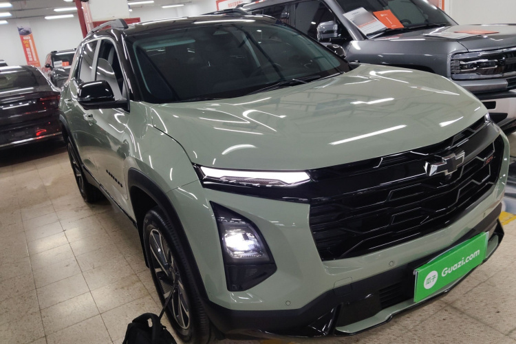 Chevrolet Equinox Plus 2024 car image #4