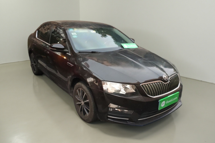 Skoda Octavia 2016 car image #4