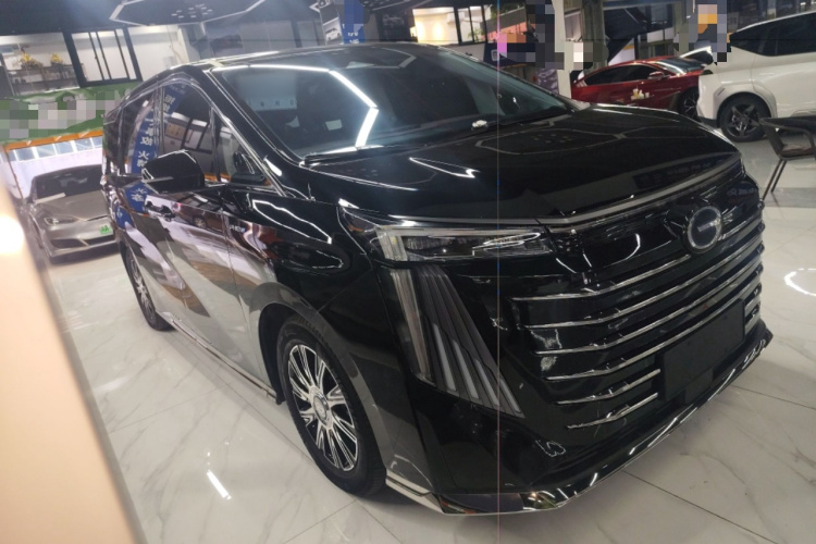 GAC Trumpchi E9 2023 #4 GAC Trumpchi E9 2023 car image #4