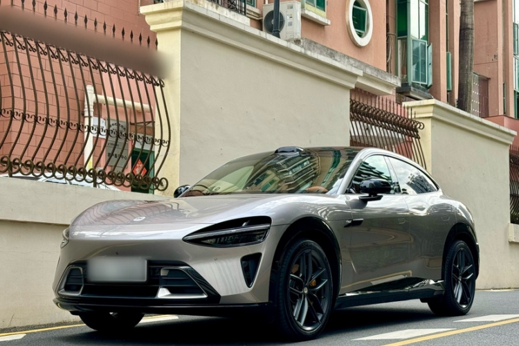 小米汽车 小米YU7 2025 #4 小米汽车 小米YU7 2025 汽车图片 #4