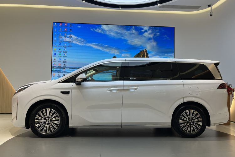 BYD Xia 2025 #4 BYD Xia 2025 immagine di auto #4