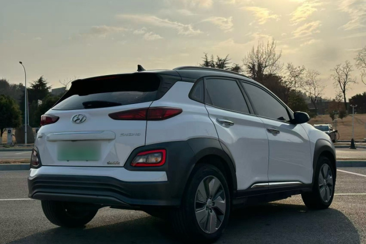 Hyundai Kona EV 2021 #4 Hyundai Kona EV 2021 car image #4