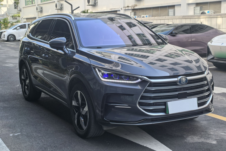 BYD Tang New Energy 2023 #4 BYD Tang New Energy 2023 car image #4