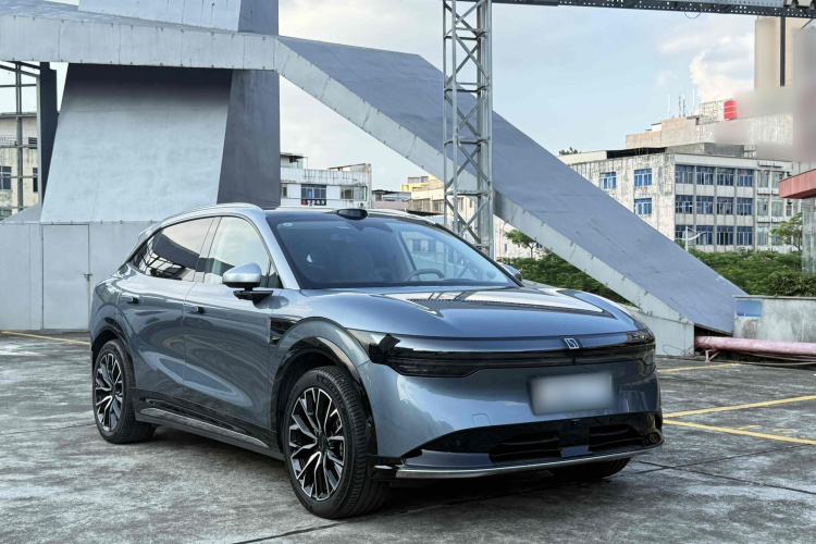 Zeekr 7X 2024 car image #4