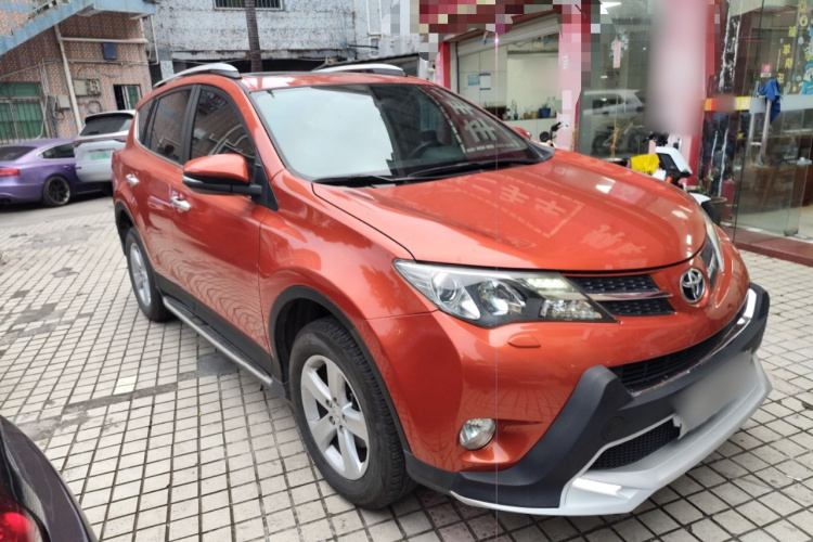 Toyota RAV4 2013 car image #4