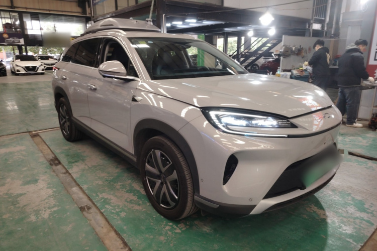 BYD Sea Lion 07 DM-i 2025 car image #4