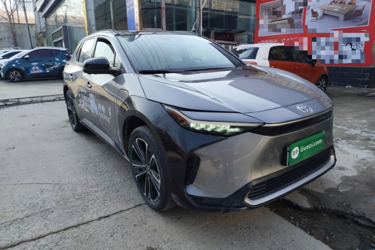 Toyota bZ4X 2022 immagine di auto #4