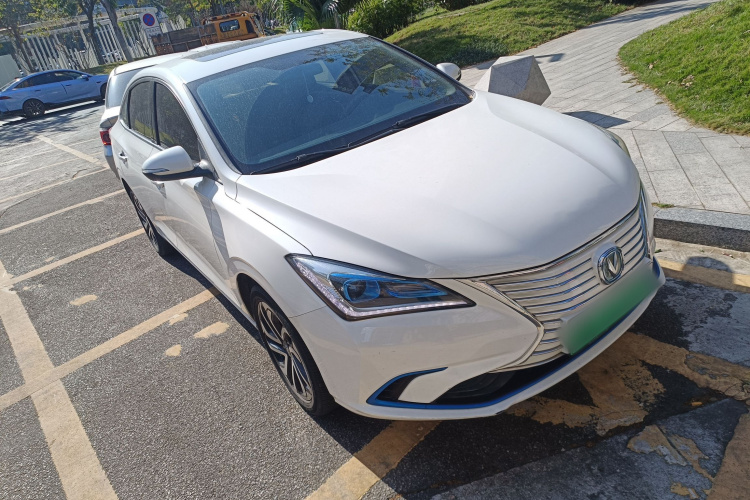 Changan Eado EV 2019 image de voiture #4
