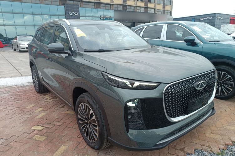 Chery Tiggo8 PLUS C-DM 2025 #4 Chery Tiggo8 PLUS C-DM 2025 immagine di auto #4