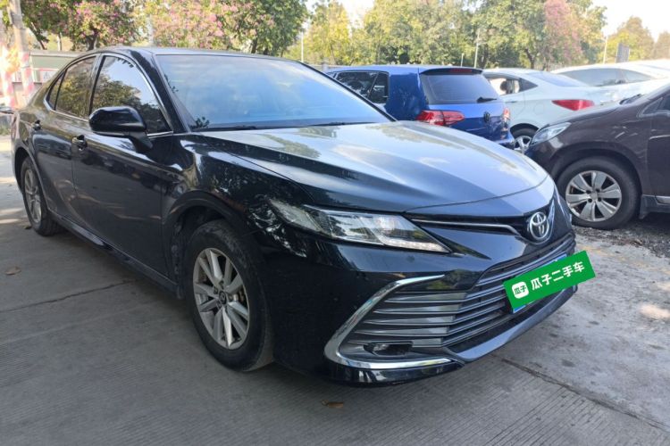 Toyota Camry 2021 car image #4