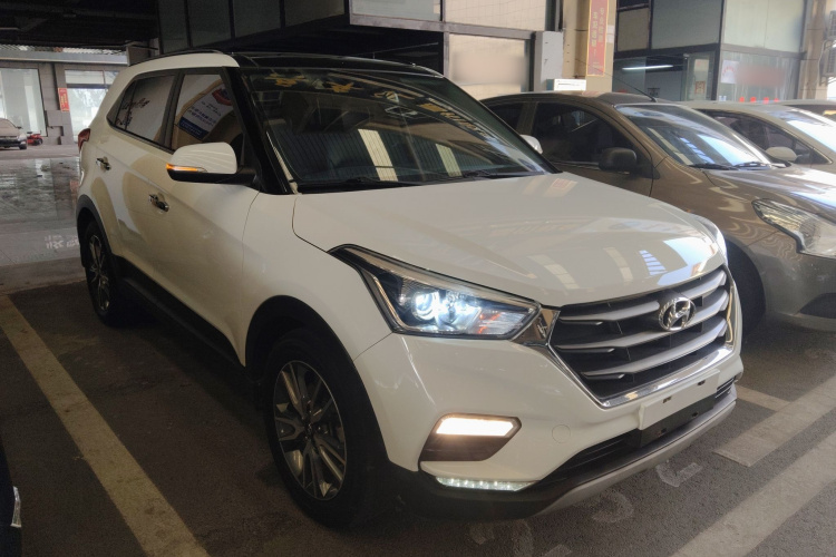 Hyundai ix25 2018 #4 Hyundai ix25 2018 car image #4