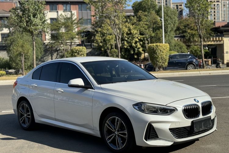 BMW 1 Series 2021 car image #4