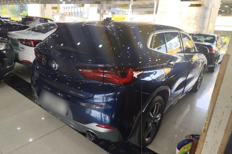 BMW X2 2021 #4 BMW X2 2021 car image #4