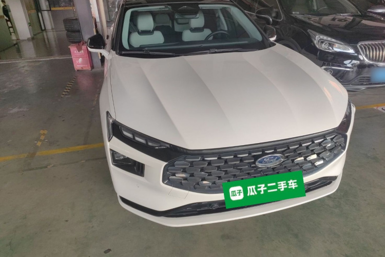 Ford Mondeo 2022 car image #4