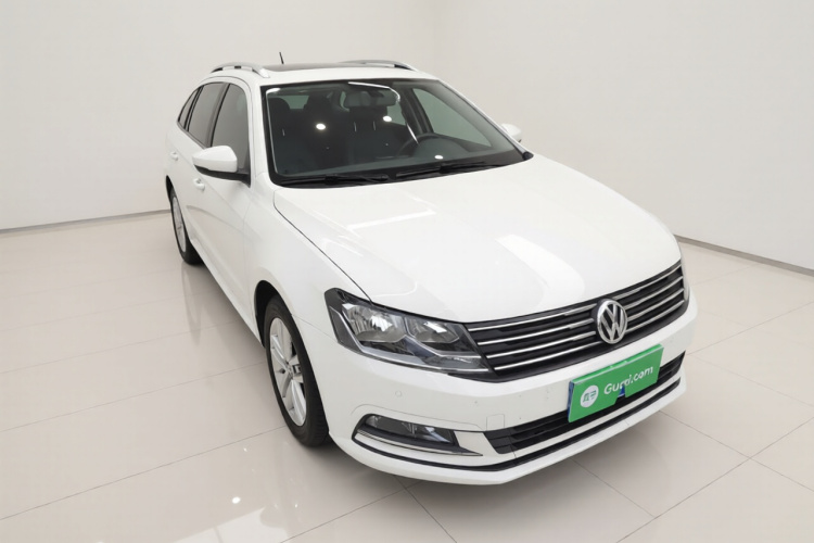 Volkswagen Gran Lavida 2018 immagine di auto #4