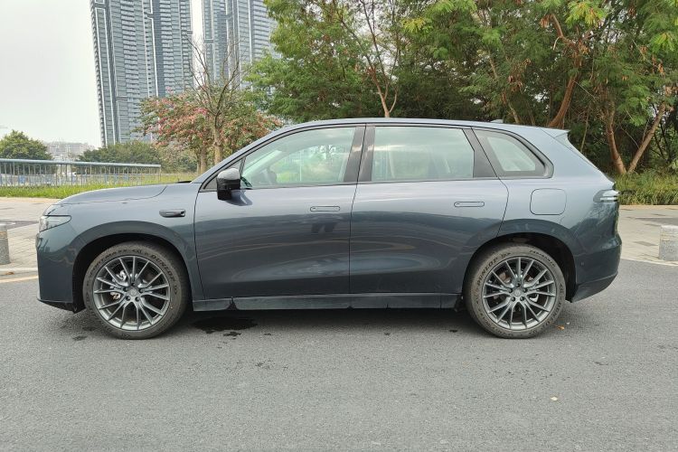 零跑汽车 零跑C10 2024 汽车图片 #4