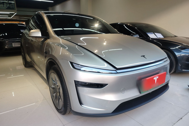 特斯拉 Model Y L 2025 汽车图片 #4