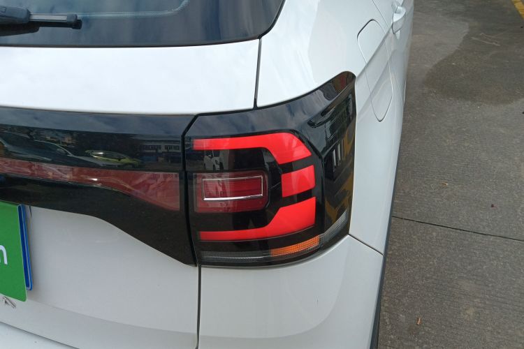 Volkswagen Tacqua 2021 car image #4