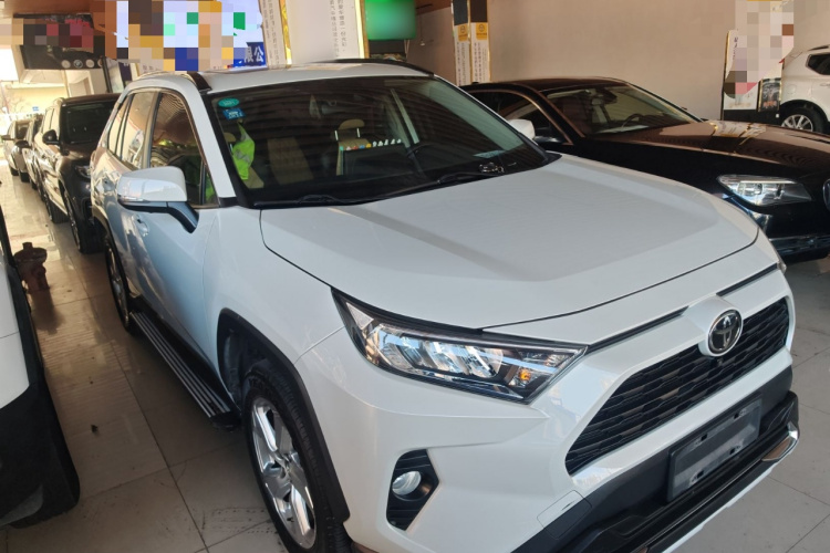 Toyota RAV4 2020 car image #4