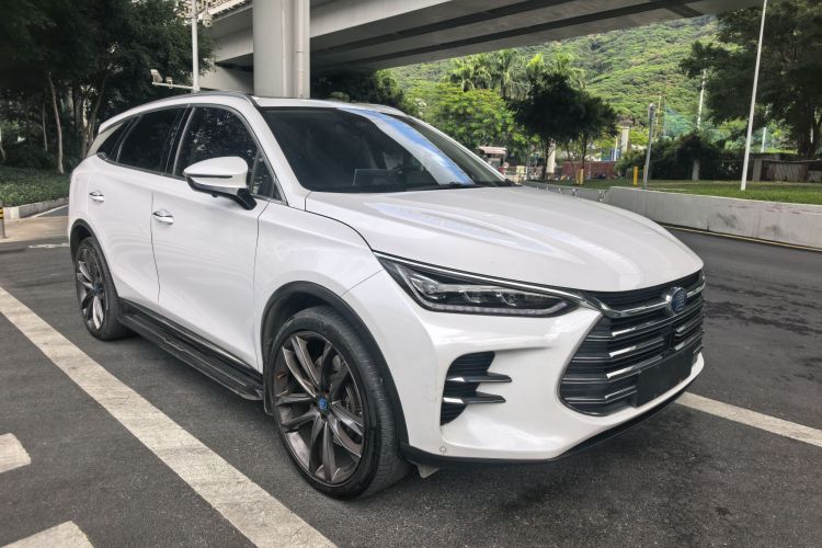 BYD Tang New Energy 2018 #4 BYD Tang New Energy 2018 car image #4