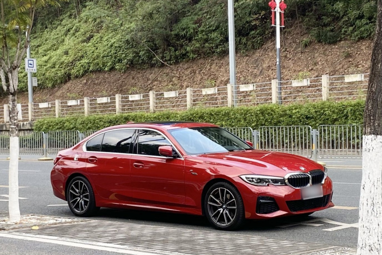 BMW 3 Series 2022 #4 BMW 3 Series 2022 car image #4