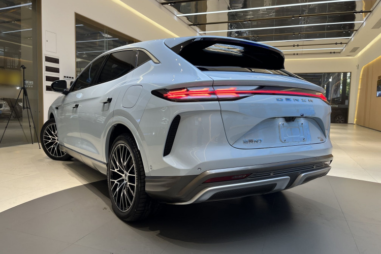 Denza N7 2023 صورة سيارة #4