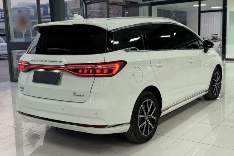 BYD Song MAX New Energy 2023 immagine di auto #4