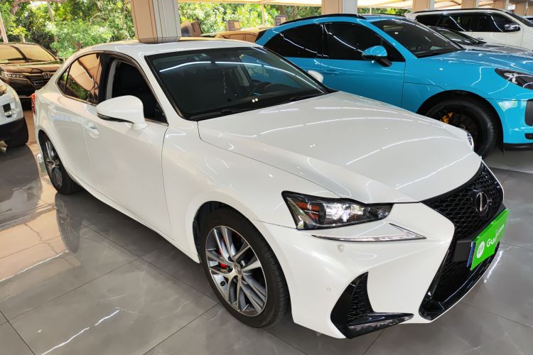 Toyota 2019 car image #4