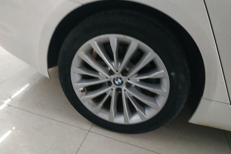 BMW 5 Series New Energy 2020 car image #4