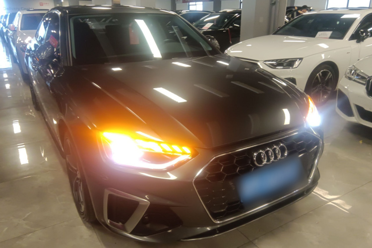 Audi A4L 2021 #4 Audi A4L 2021 car image #4