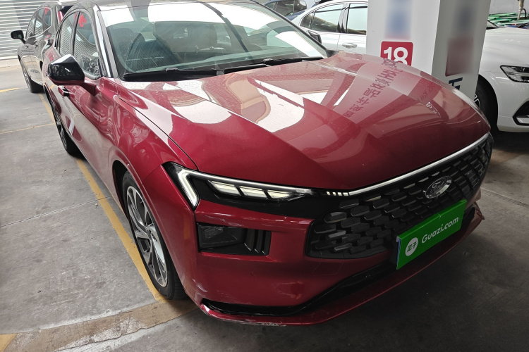 Ford Mondeo 2024 car image #4