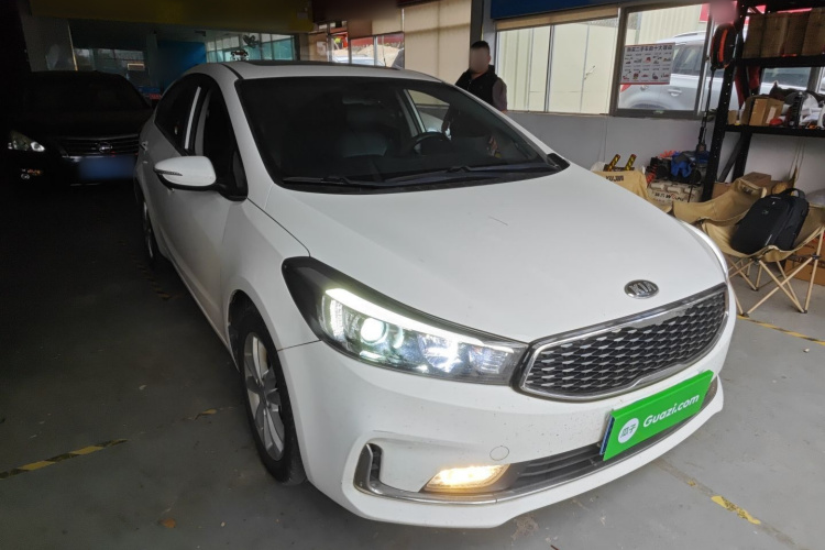 Kia K3 2017 #4 Kia K3 2017 car image #4
