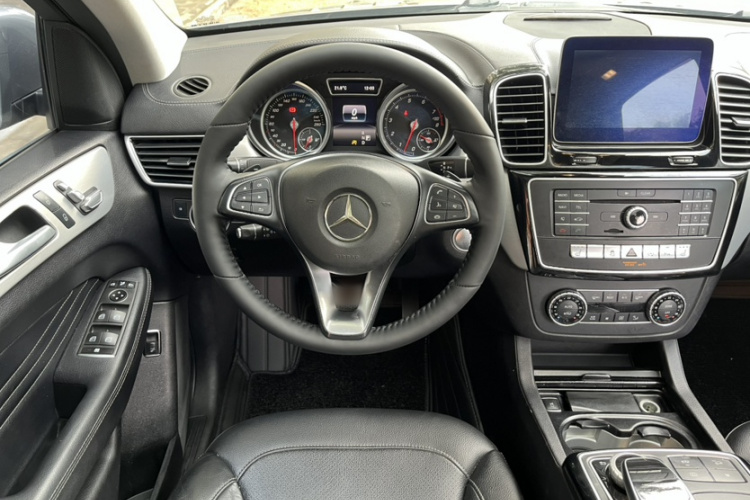 Mercedes-Benz GLE Coupe 2016 car image #4