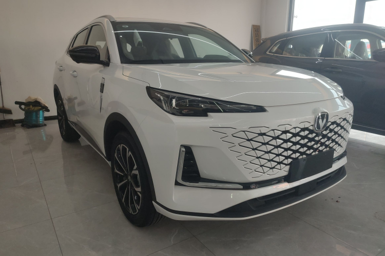 Changan CS55PLUS PHEV 2025 immagine di auto #4