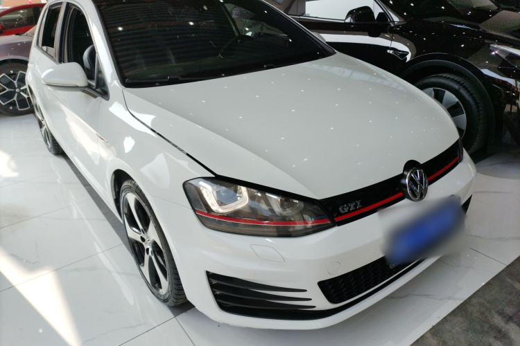 Volkswagen GolfGTI 2016 car image #4