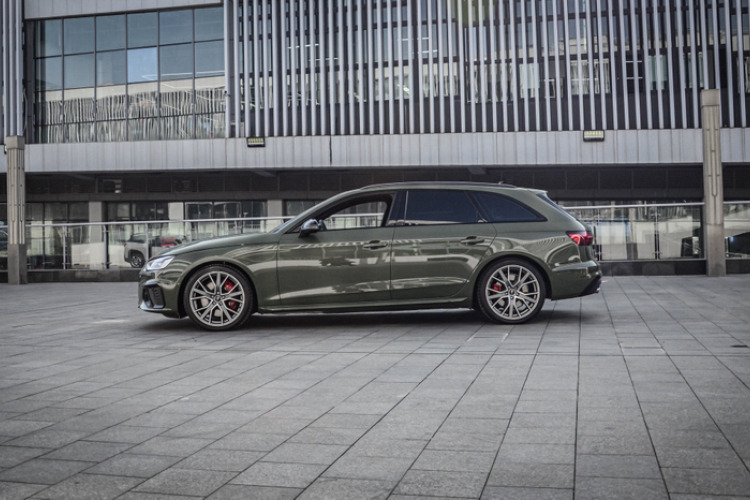 五菱汽车 奥迪S4 2024 汽车图片 #4