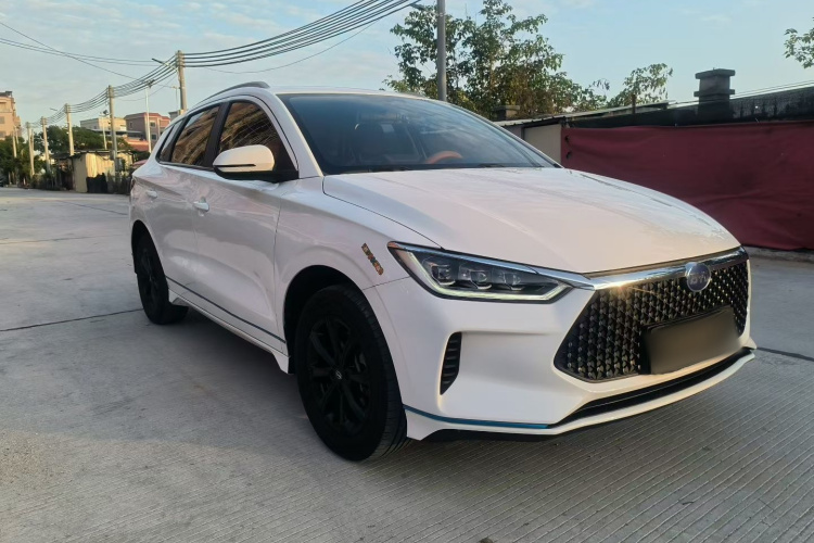 BYD e2 2021 #4 BYD e2 2021 immagine di auto #4