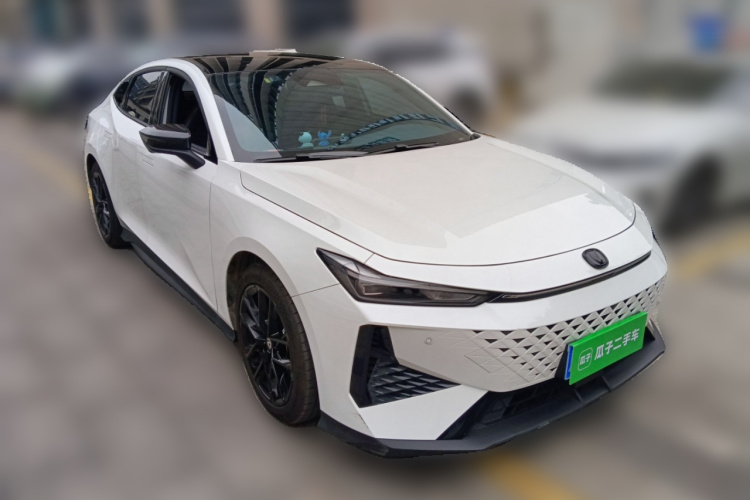 Changan UNI-V 2024 car image #4