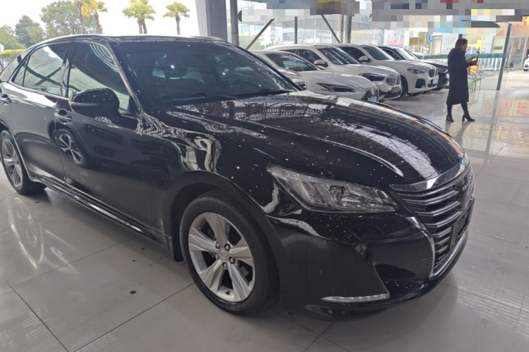 丰田 皇冠 2016 汽车图片 #4