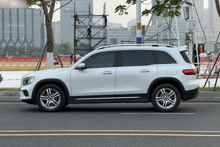 Mercedes-Benz GLB Class 2021 #4 Mercedes-Benz GLB Class 2021 immagine di auto #4