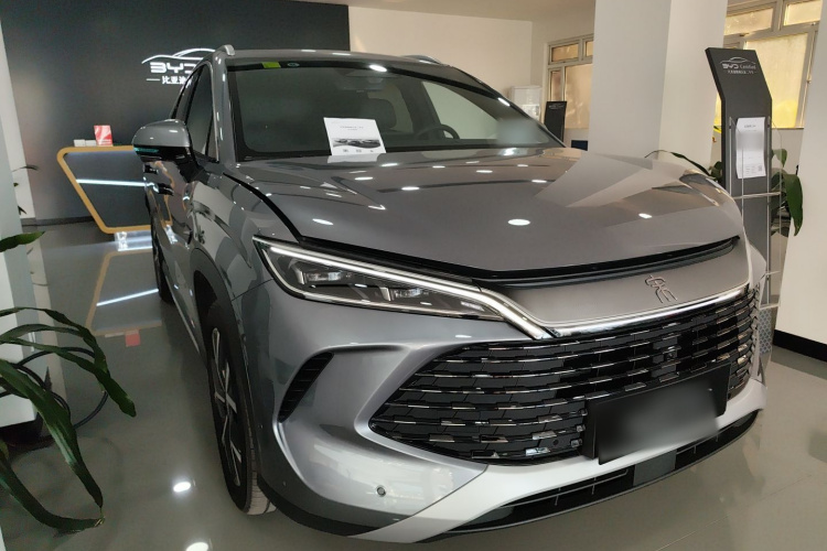 BYD SongL DM-i 2025 car image #4