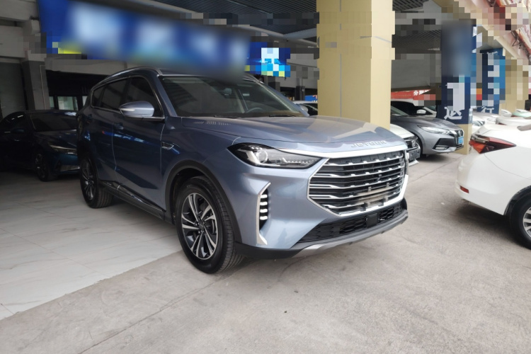 X70 PLUS 2022 car image #4