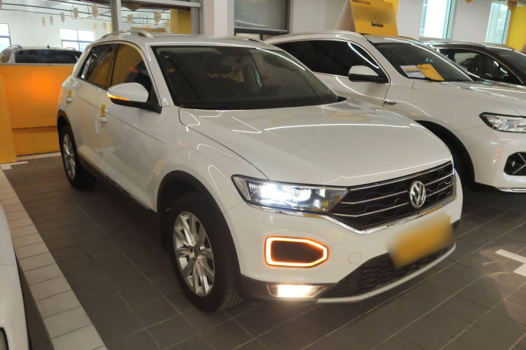 Volkswagen T-Roc 2018 #4 Volkswagen T-Roc 2018 car image #4