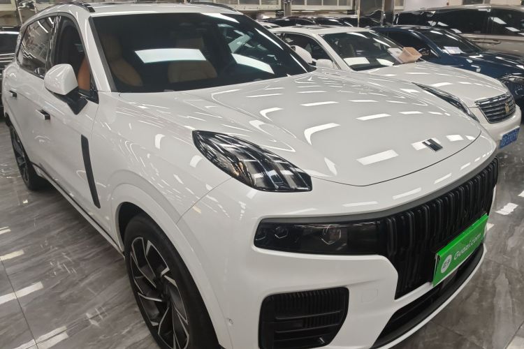 Lynk & Co 09 EM-P 2022 car image #4