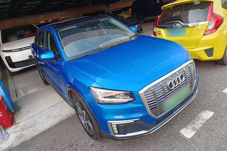 Q2L e-tron 2020 #4 Q2L e-tron 2020 car image #4